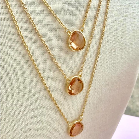 Jewelry - Beautiful layer necklace with pink crystal stones